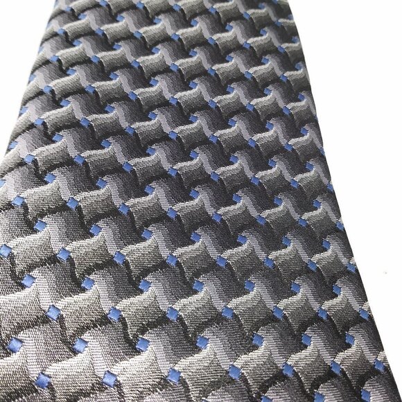 George Tie - Picture 5 of 8